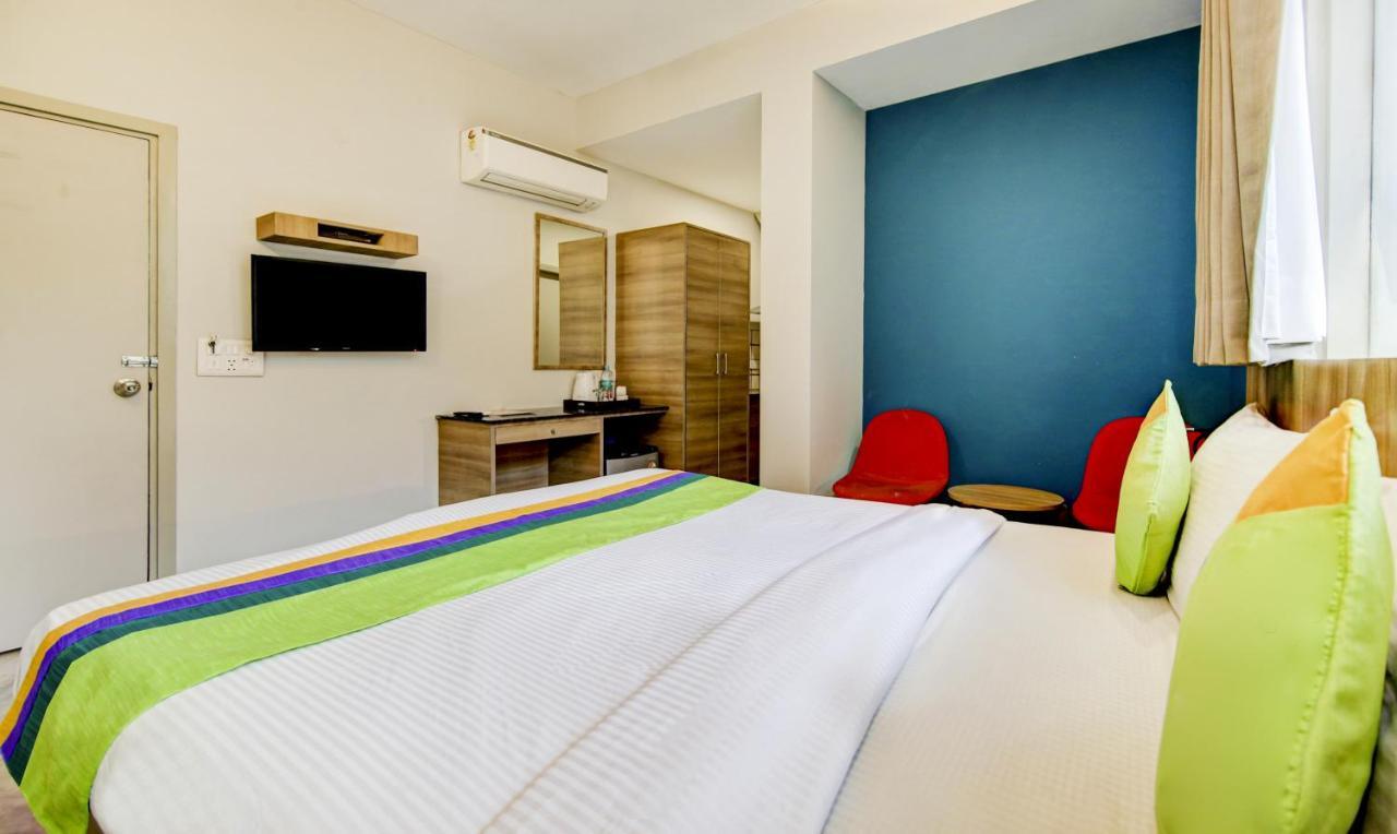 Treebo Mall View, Dlf Phase II Gurgaon Zewnętrze zdjęcie